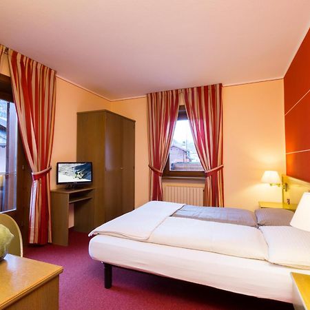 Hotel Krone Livigno Exteriér fotografie