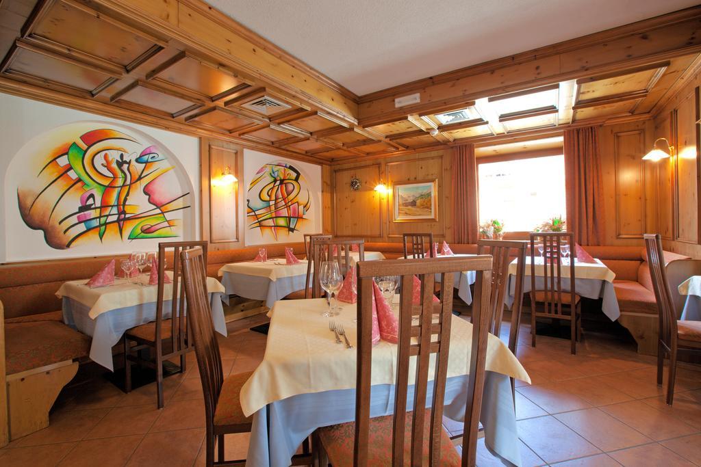 Hotel Krone Livigno Exteriér fotografie